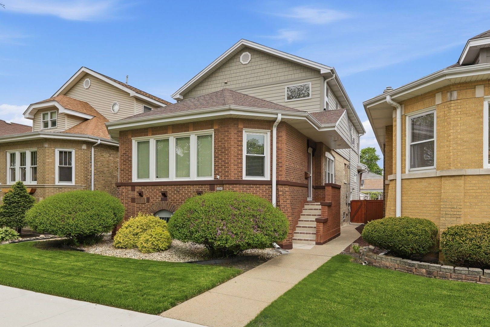 3505 N Nottingham Avenue, Chicago, IL 60634