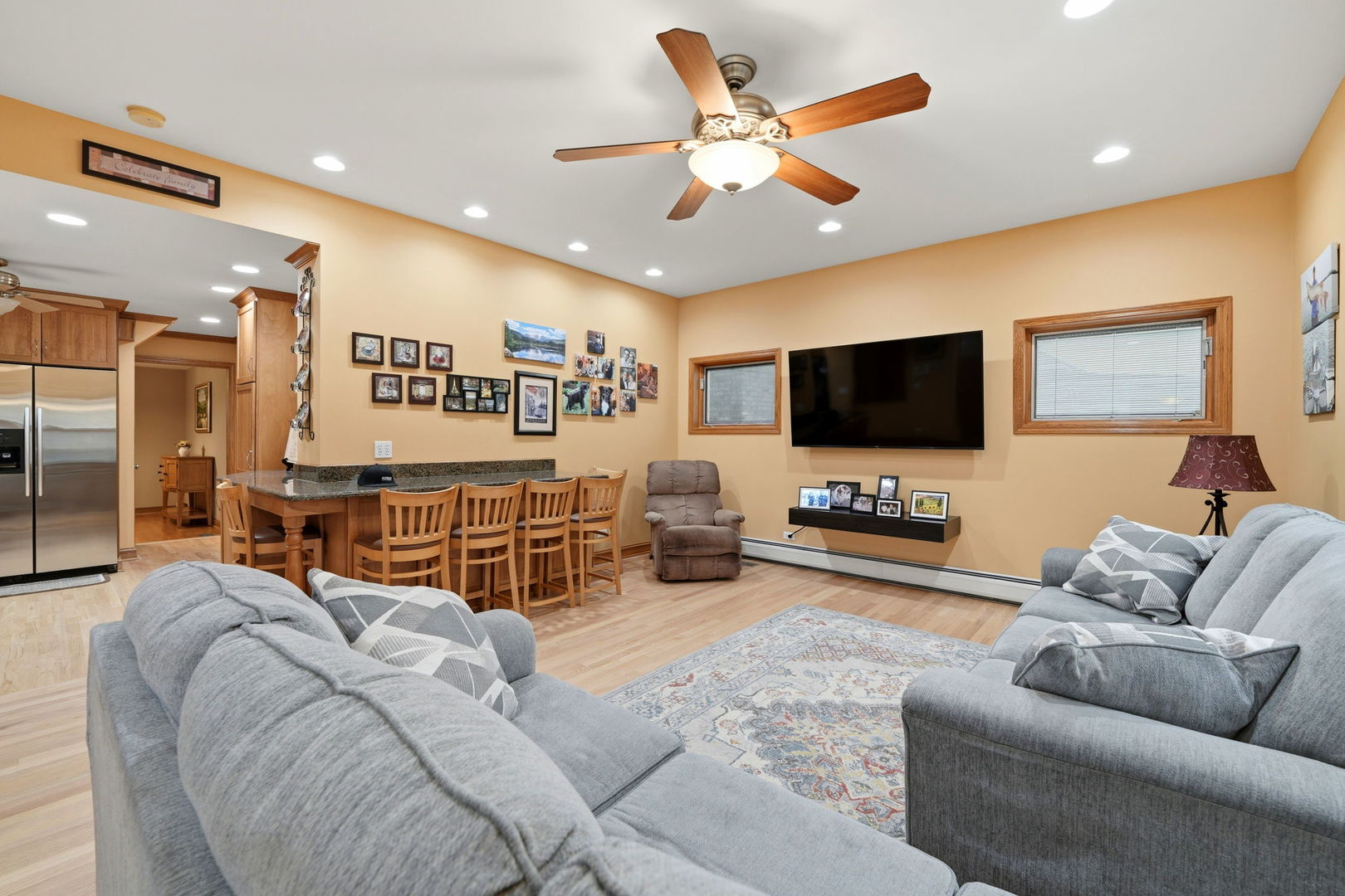 3505 N Nottingham Avenue, Chicago, IL 60634