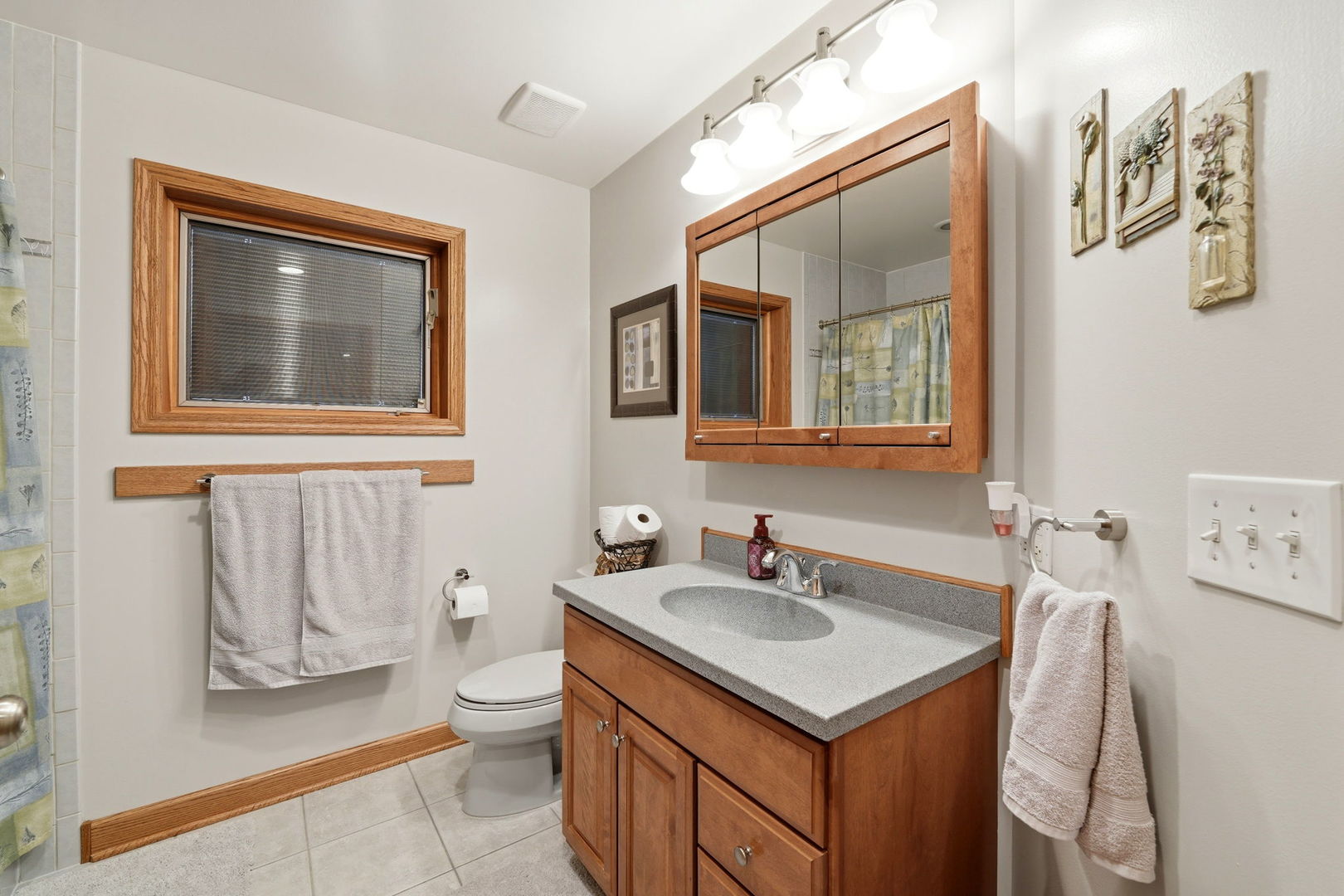 3505 N Nottingham Avenue, Chicago, IL 60634