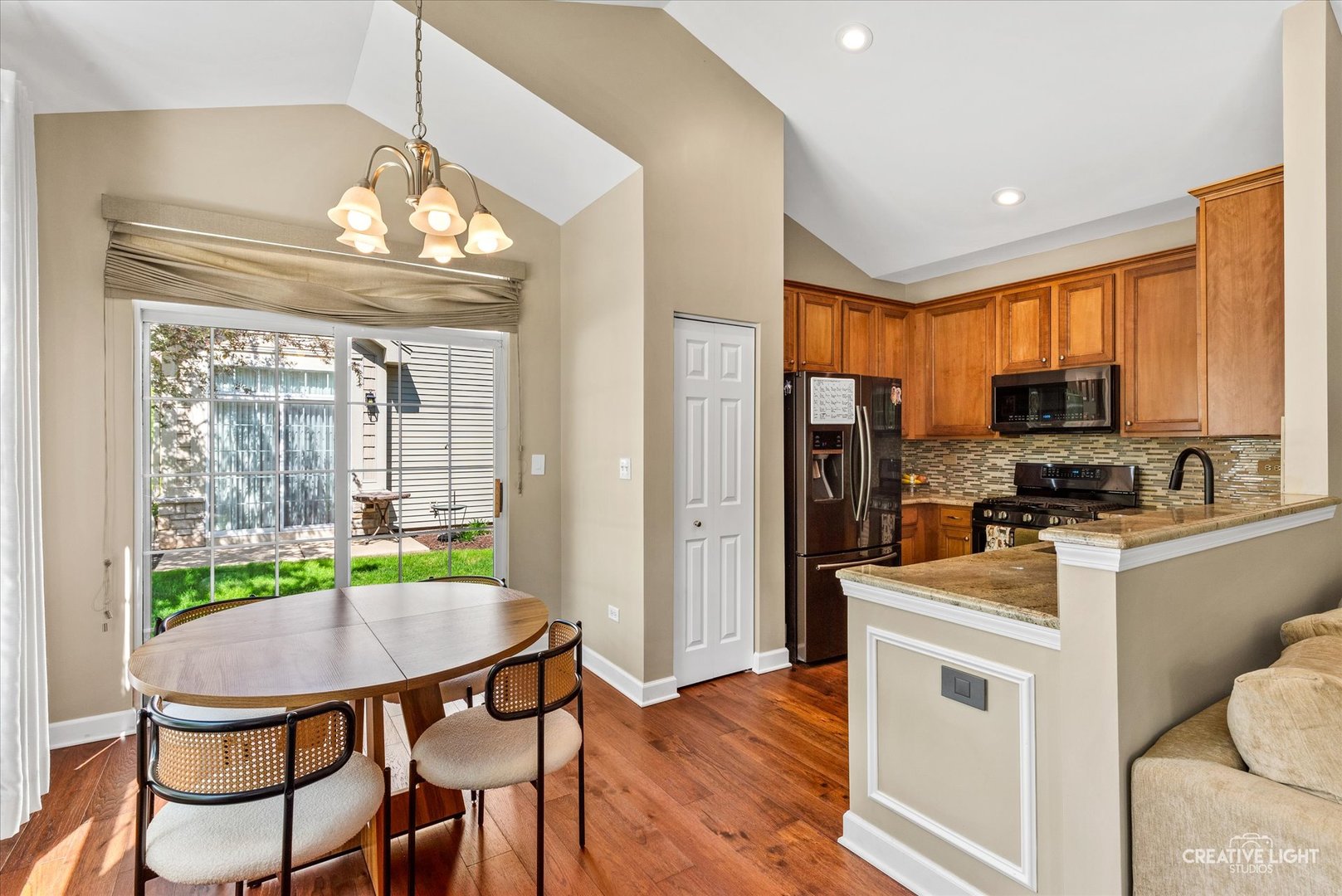 1850 FOXRIDGE Court, Aurora, IL 60502