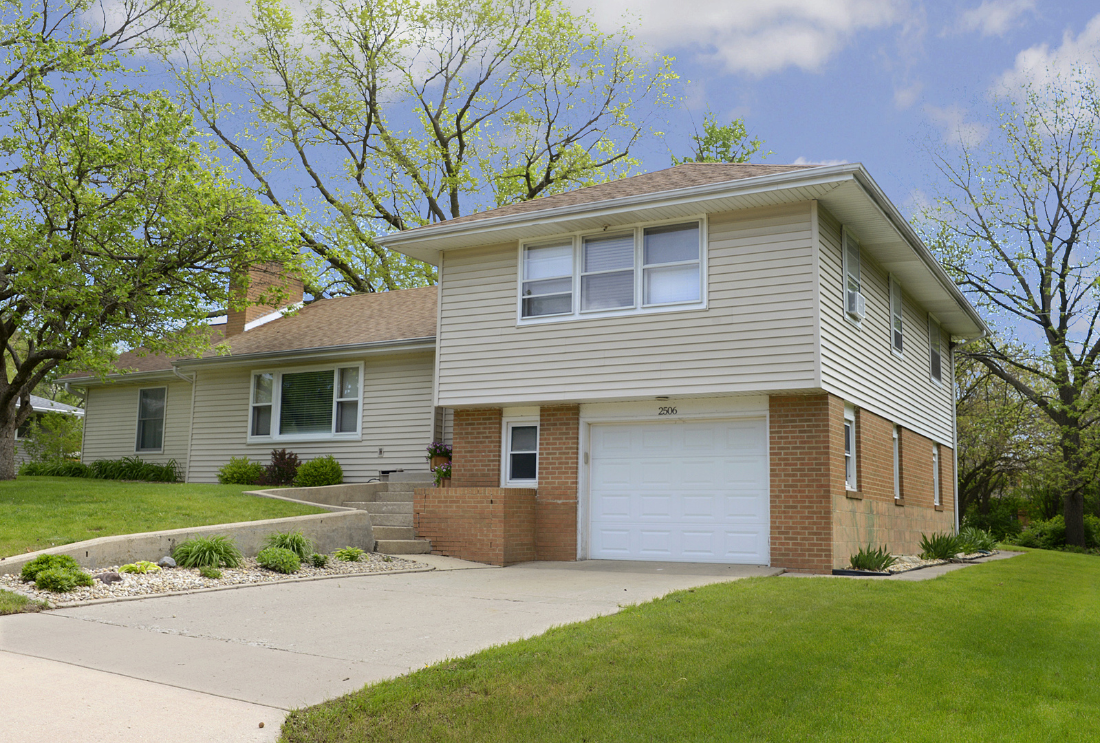 2506 Sunset Boulevard, Ottawa, IL 61350