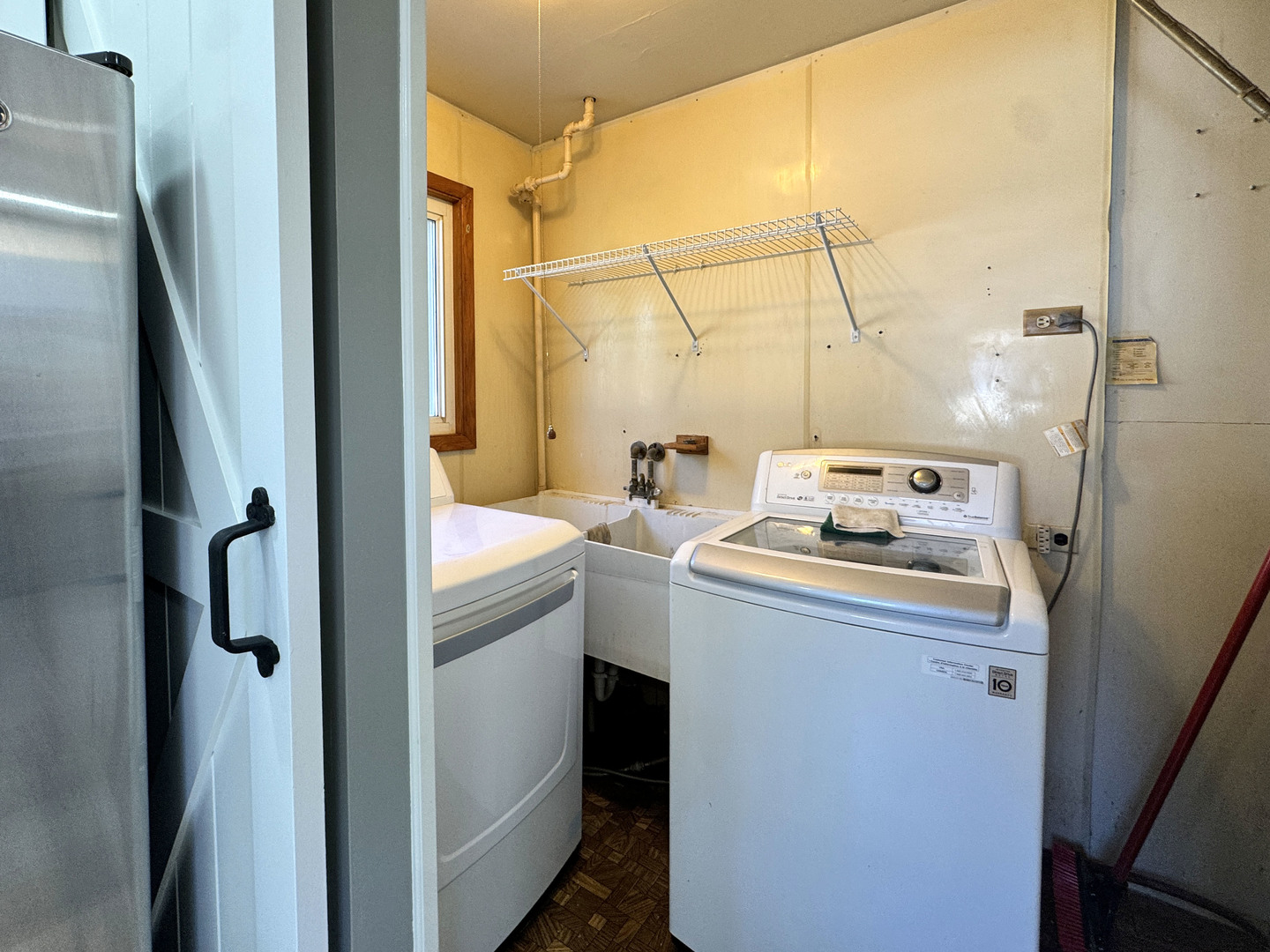 350 N 2nd Avenue, Villa Park, IL 60181