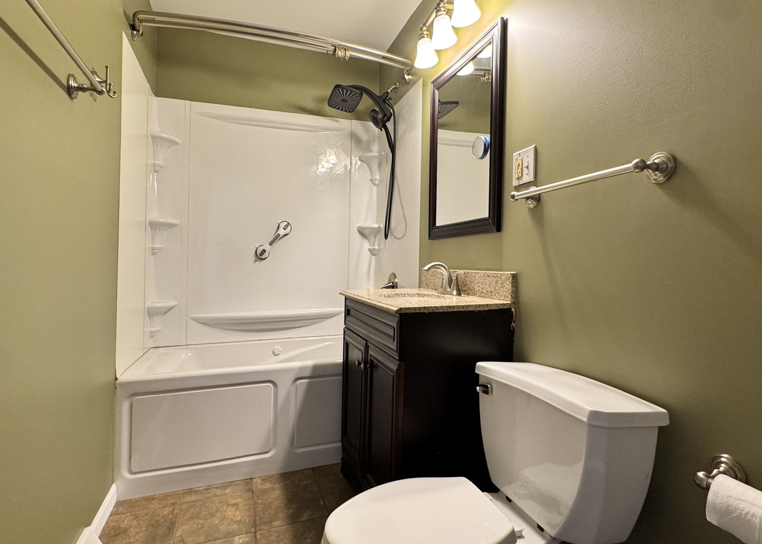 350 N 2nd Avenue, Villa Park, IL 60181
