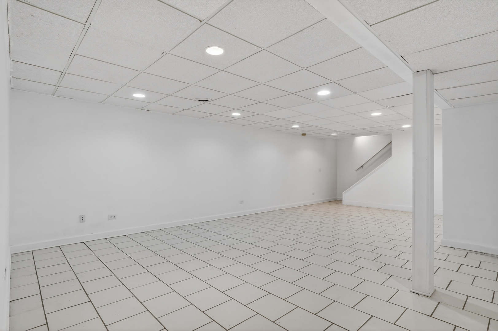 180 Red Hawk Path, Gilberts, IL 60136