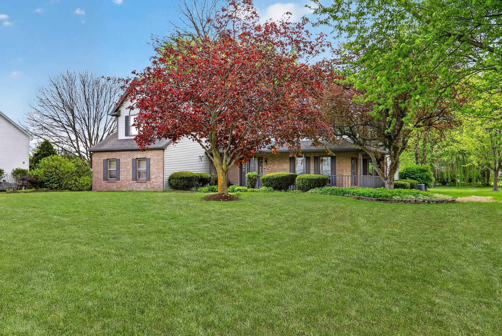 180 Red Hawk Path, Gilberts, IL 60136