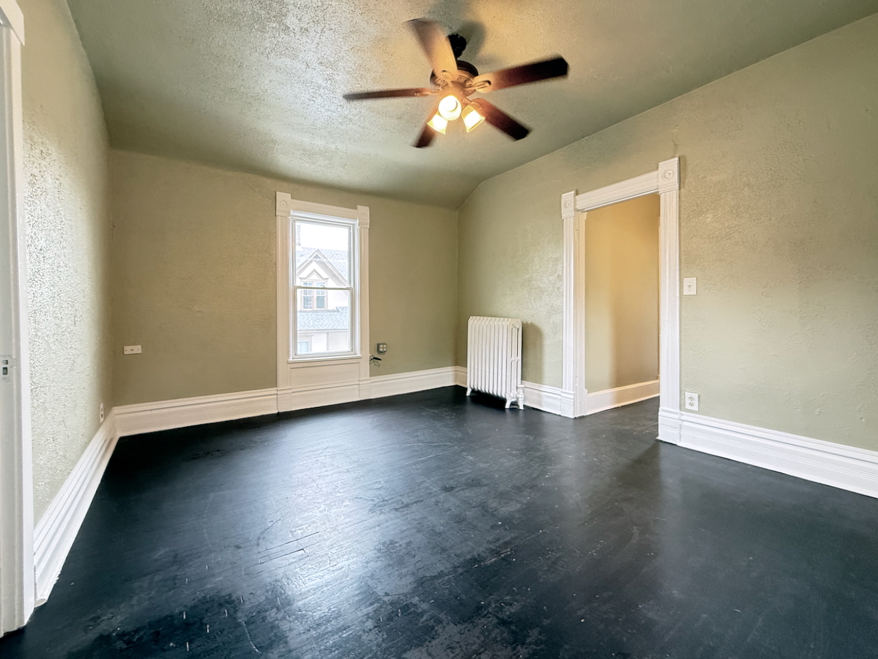 203 Symphony Way #B, Elgin, IL 60120