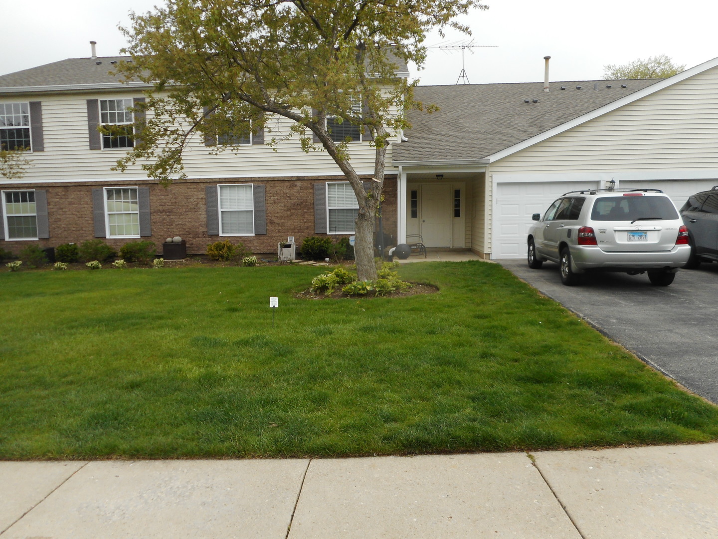 355 Wilmington Drive #D1, Bartlett, IL 60103