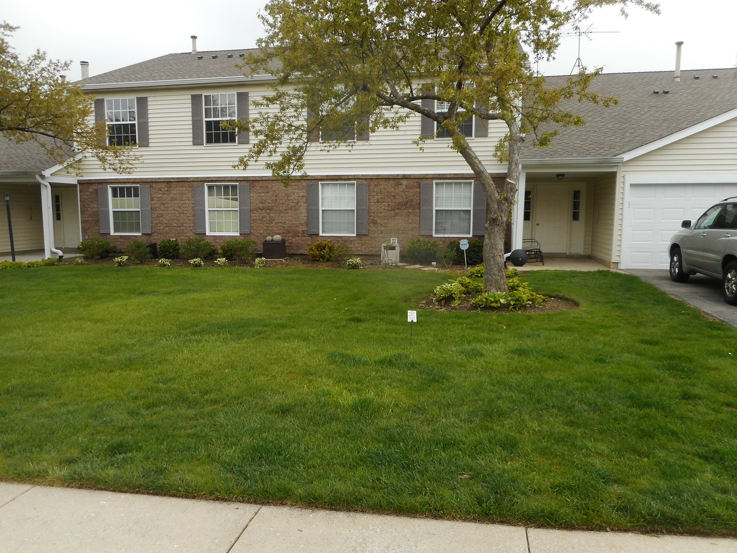355 Wilmington Drive #D1, Bartlett, IL 60103