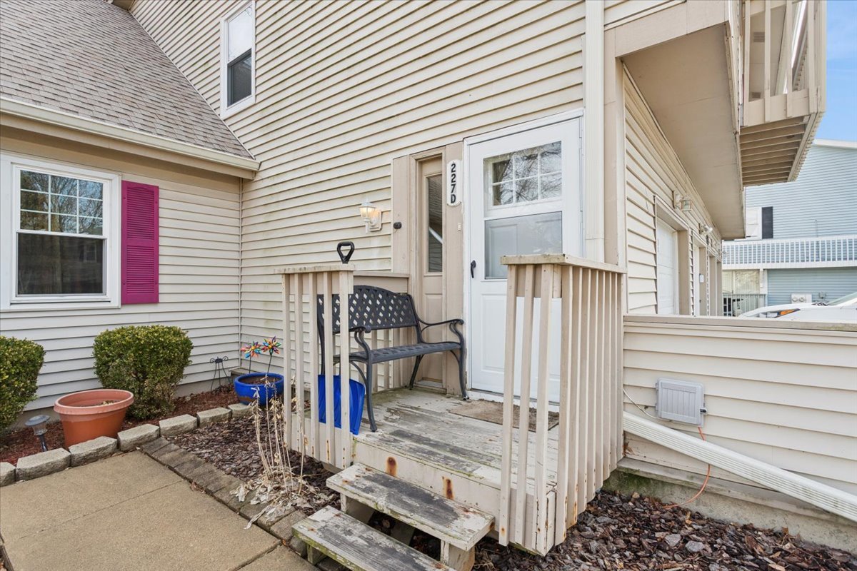 227 Elkhorn Court #D, Bolingbrook, IL 60440
