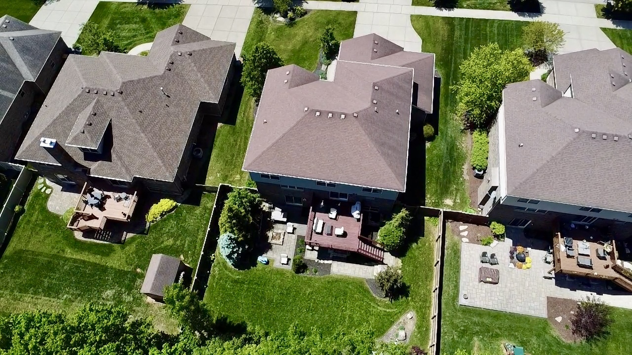16533 W McKenzie Avenue, Lockport, IL 60441