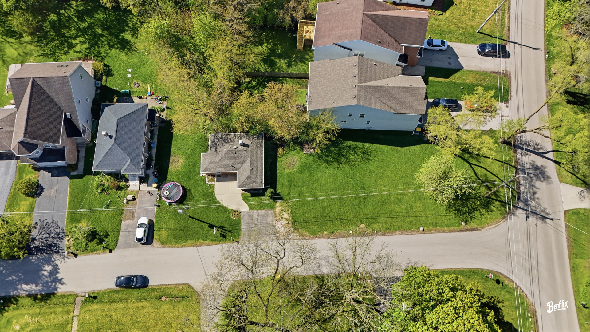 21365 W Ridge Road, Lake Zurich, IL 60047