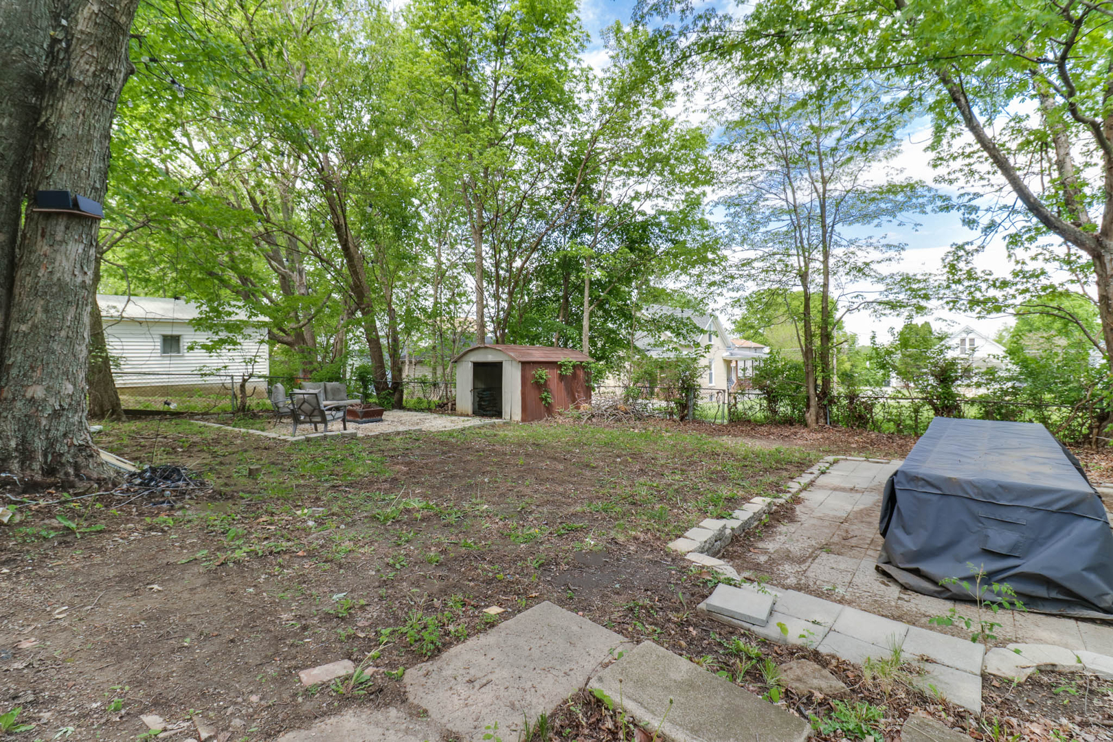 505 W Oakland Avenue, Bloomington, IL 61701