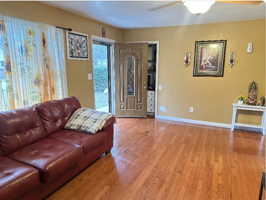 3224 ELISHA Avenue, Zion, IL 60099