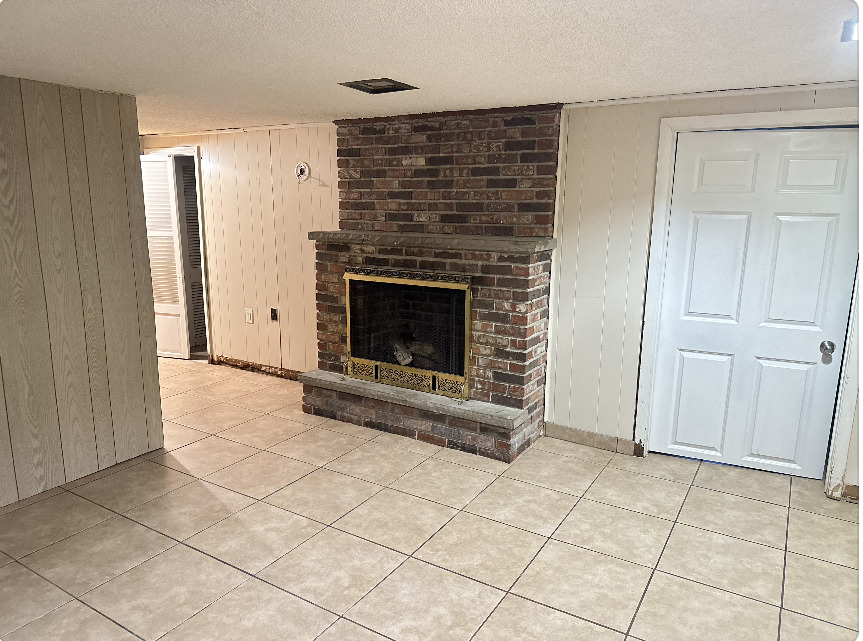 3224 ELISHA Avenue, Zion, IL 60099