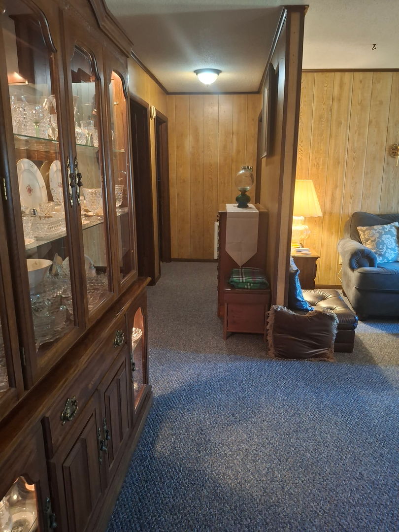 209 N West Street, Elkville, IL 62932