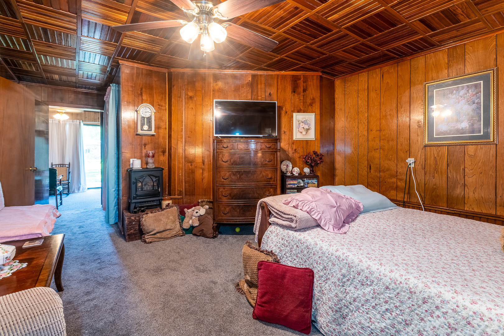 209 N West Street, Elkville, IL 62932
