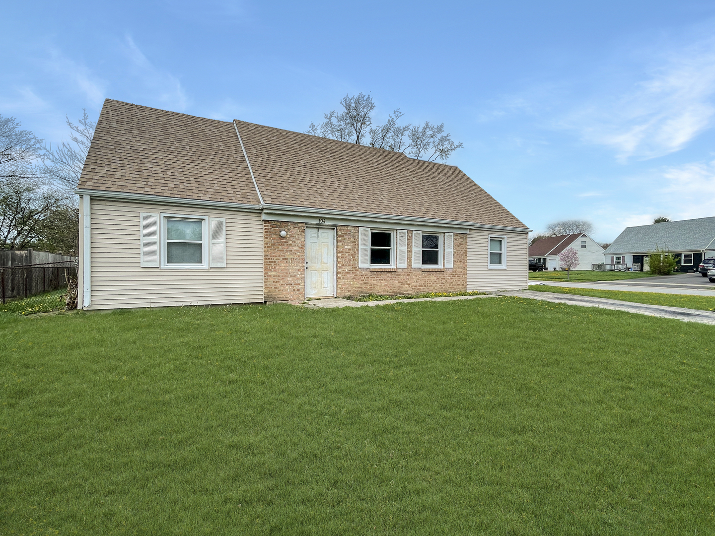 104 STONEHAM Court, Bolingbrook, IL 60440