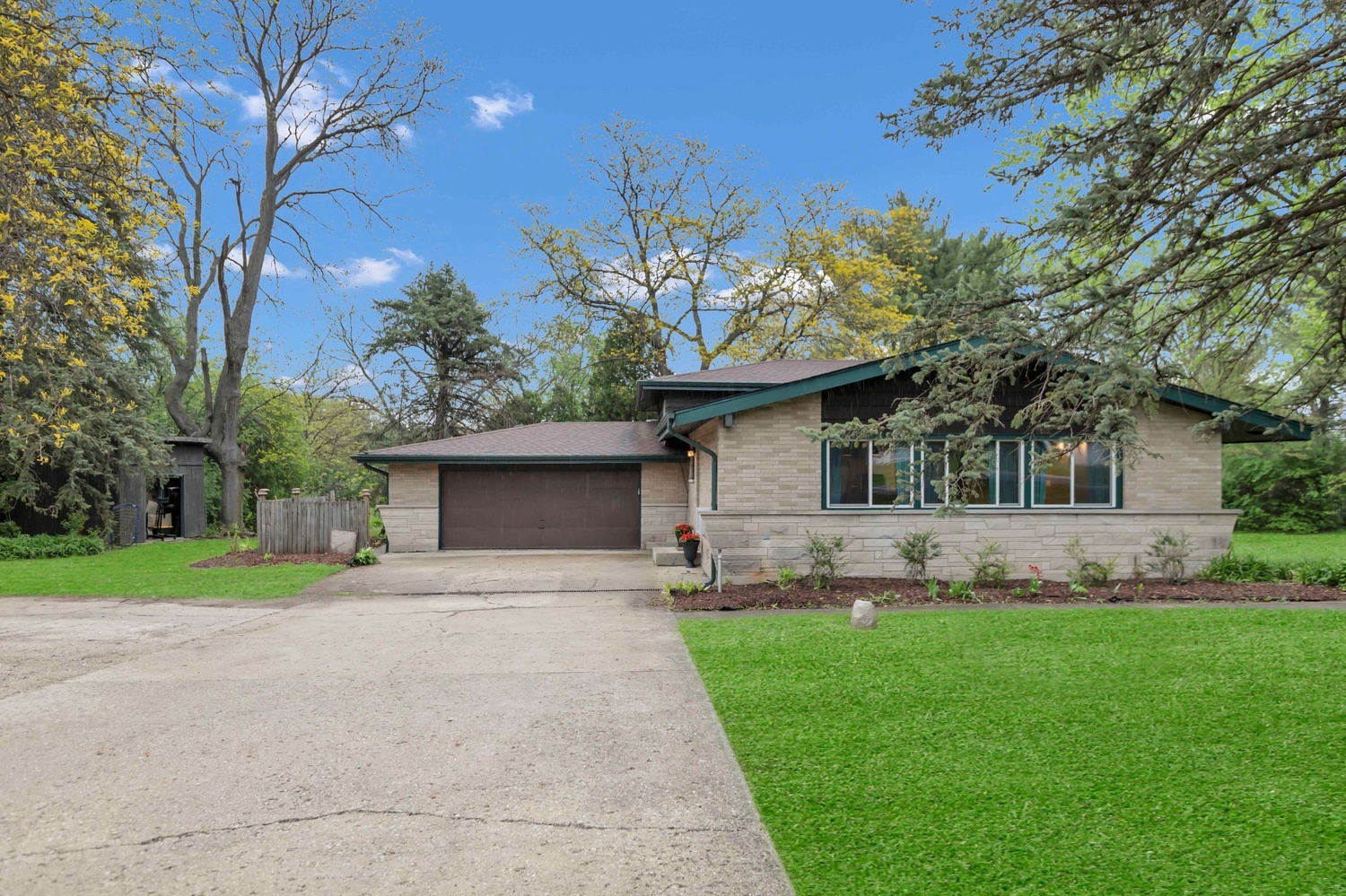 2N629 Jefferson Street, West Chicago, IL 60185