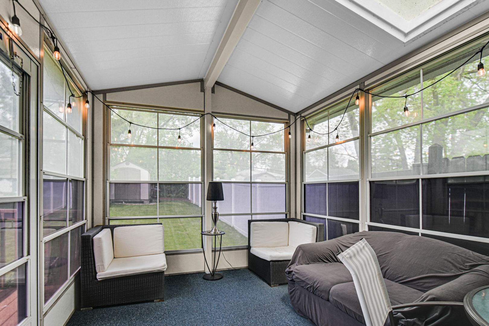 27W032 Cooley Avenue, Winfield, IL 60190