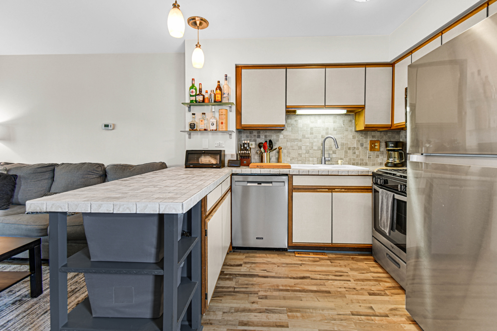 27W032 Cooley Avenue, Winfield, IL 60190