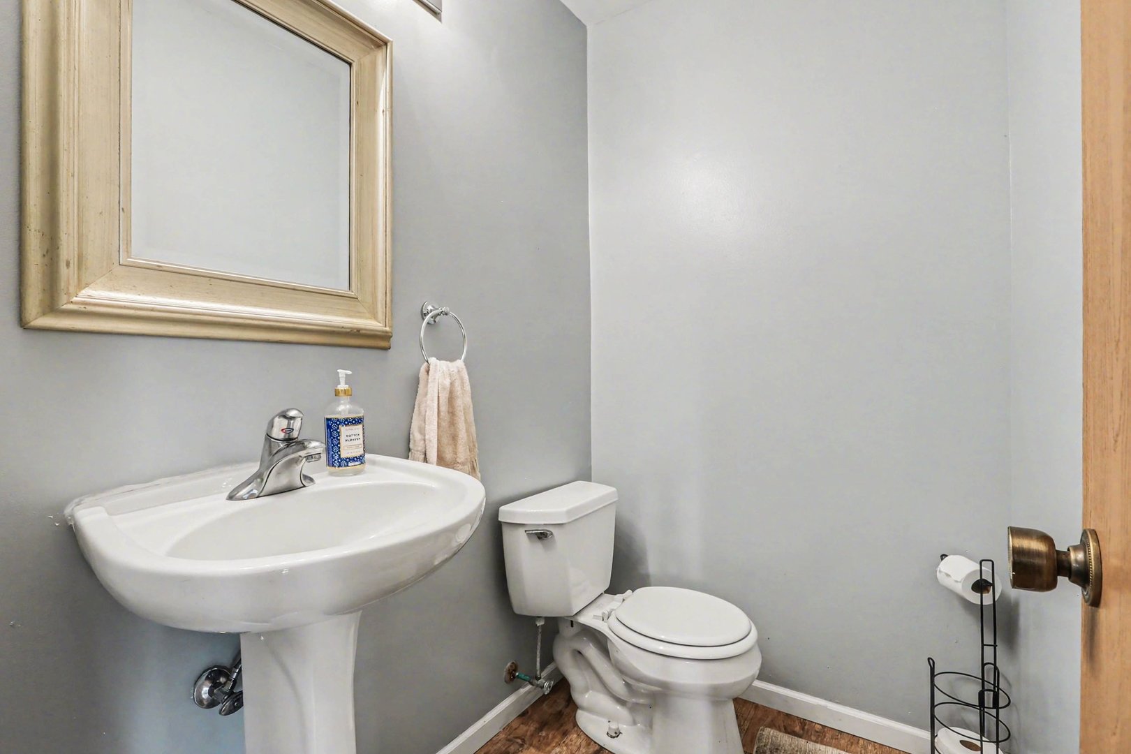 2S750 Grove Lane #23-C, Warrenville, IL 60555