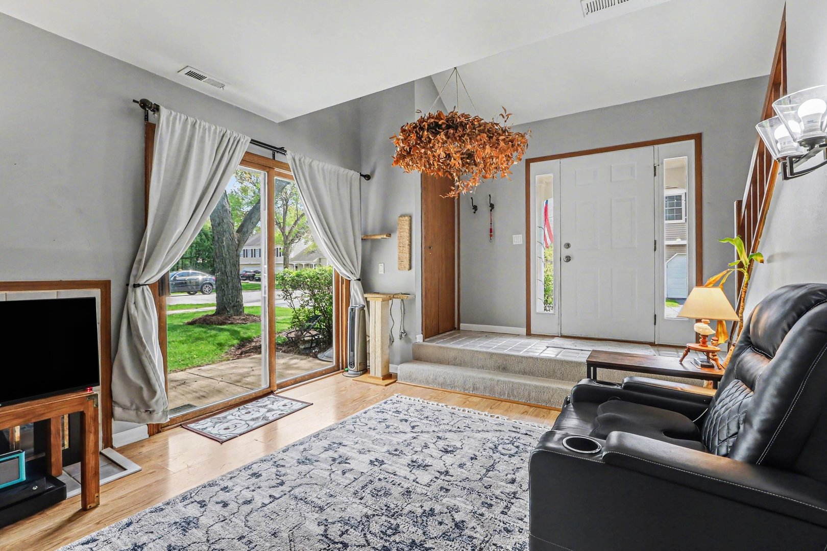 2S750 Grove Lane #23-C, Warrenville, IL 60555