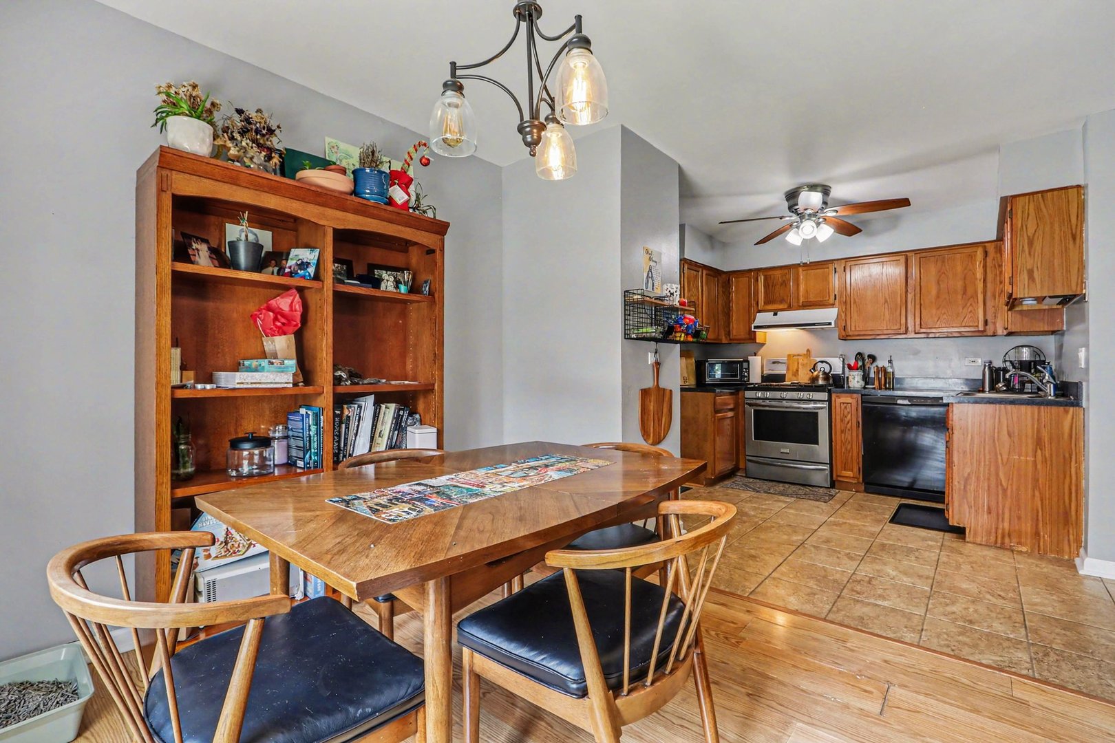 2S750 Grove Lane #23-C, Warrenville, IL 60555