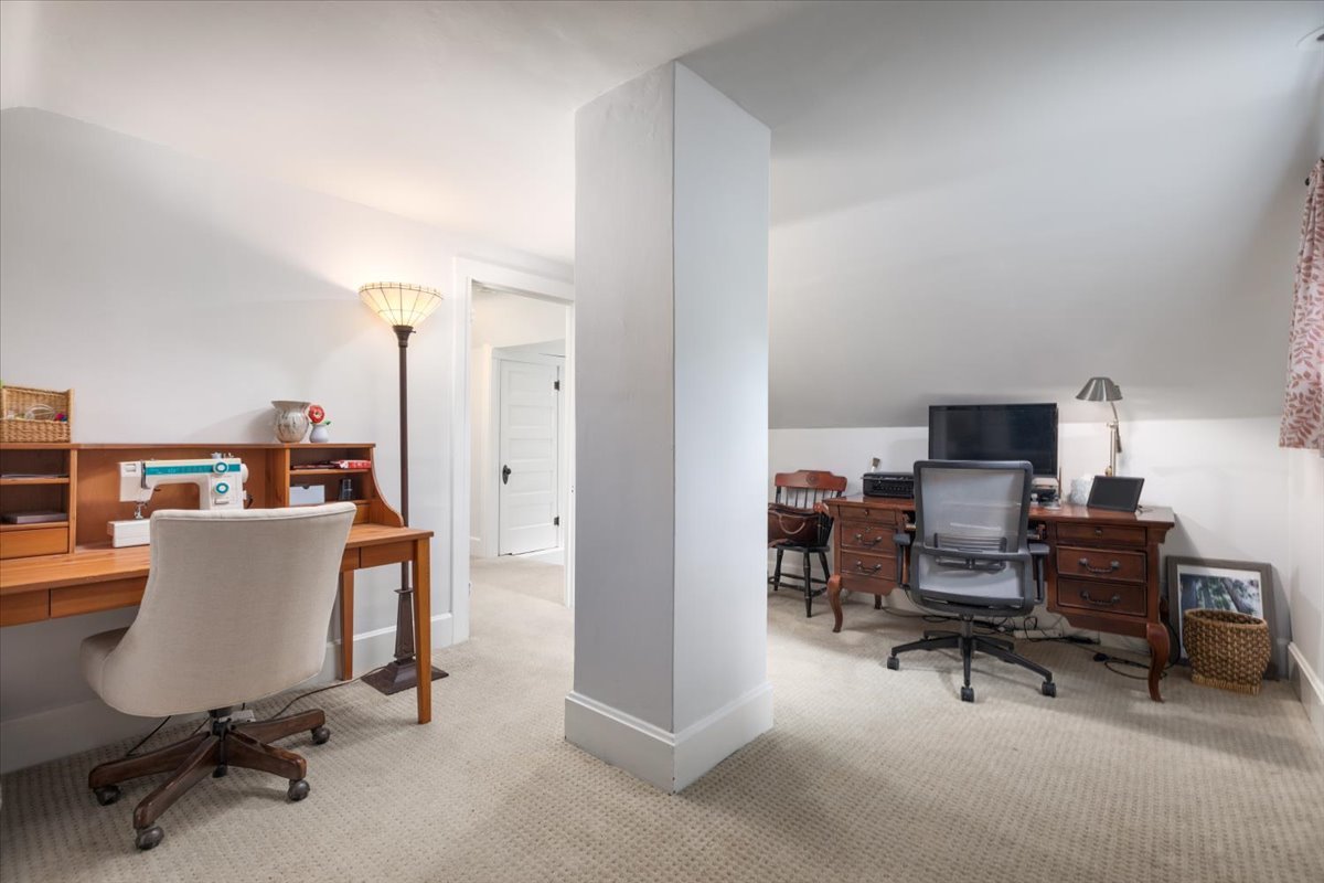 23 N Columbia Street, Naperville, IL 60540