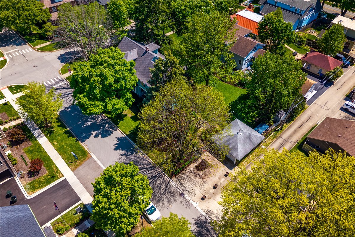 23 N Columbia Street, Naperville, IL 60540