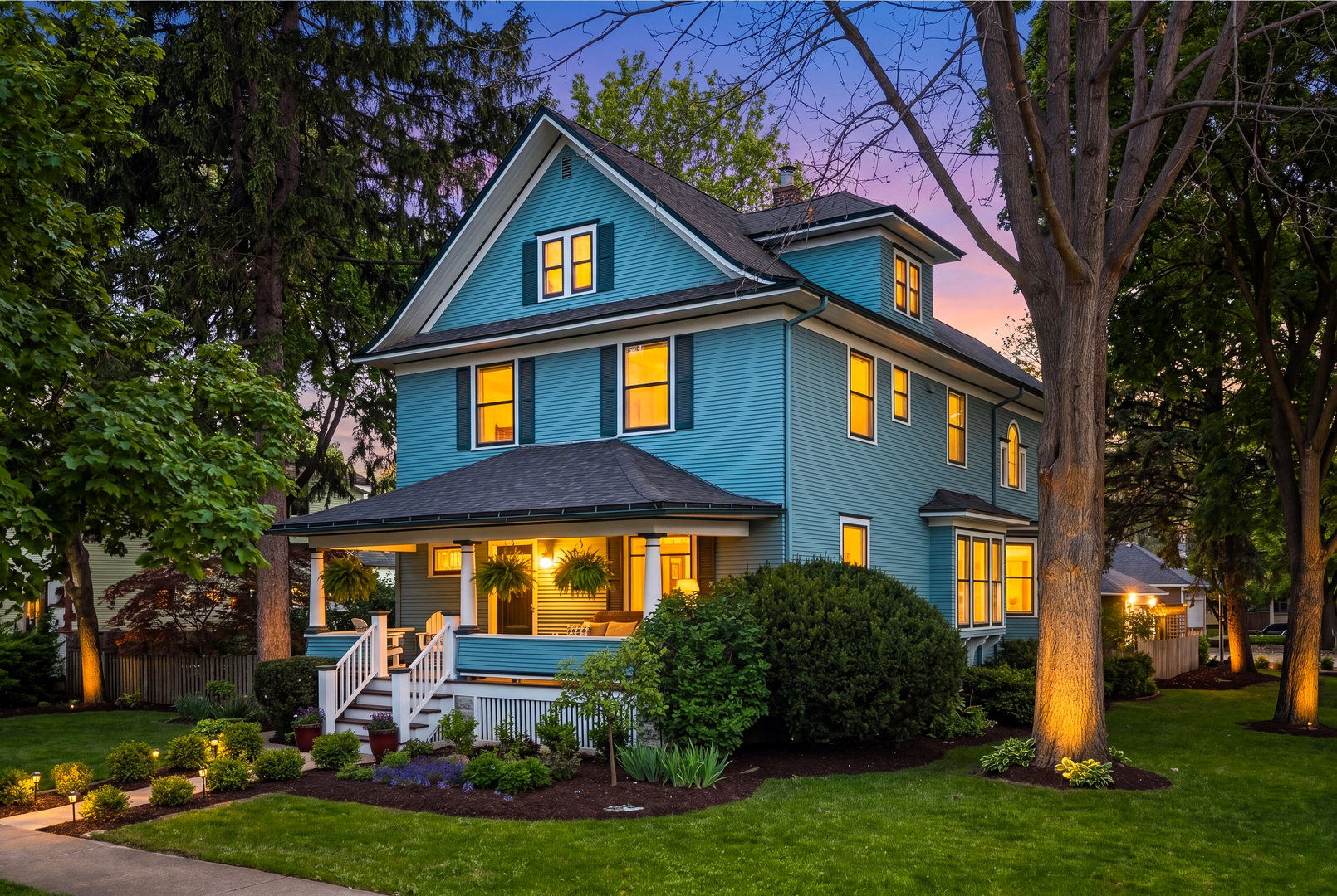 23 N Columbia Street, Naperville, IL 60540