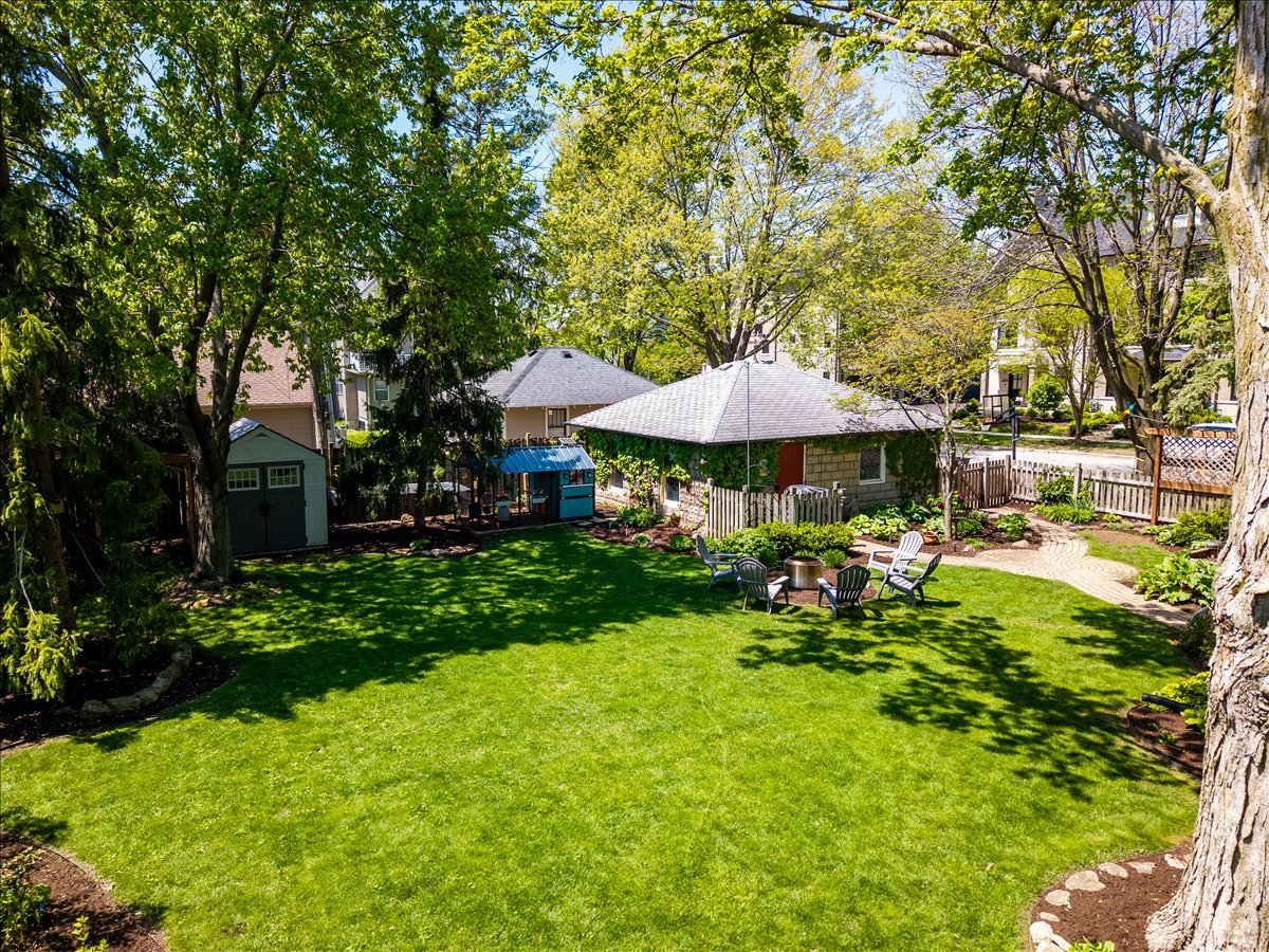 23 N Columbia Street, Naperville, IL 60540