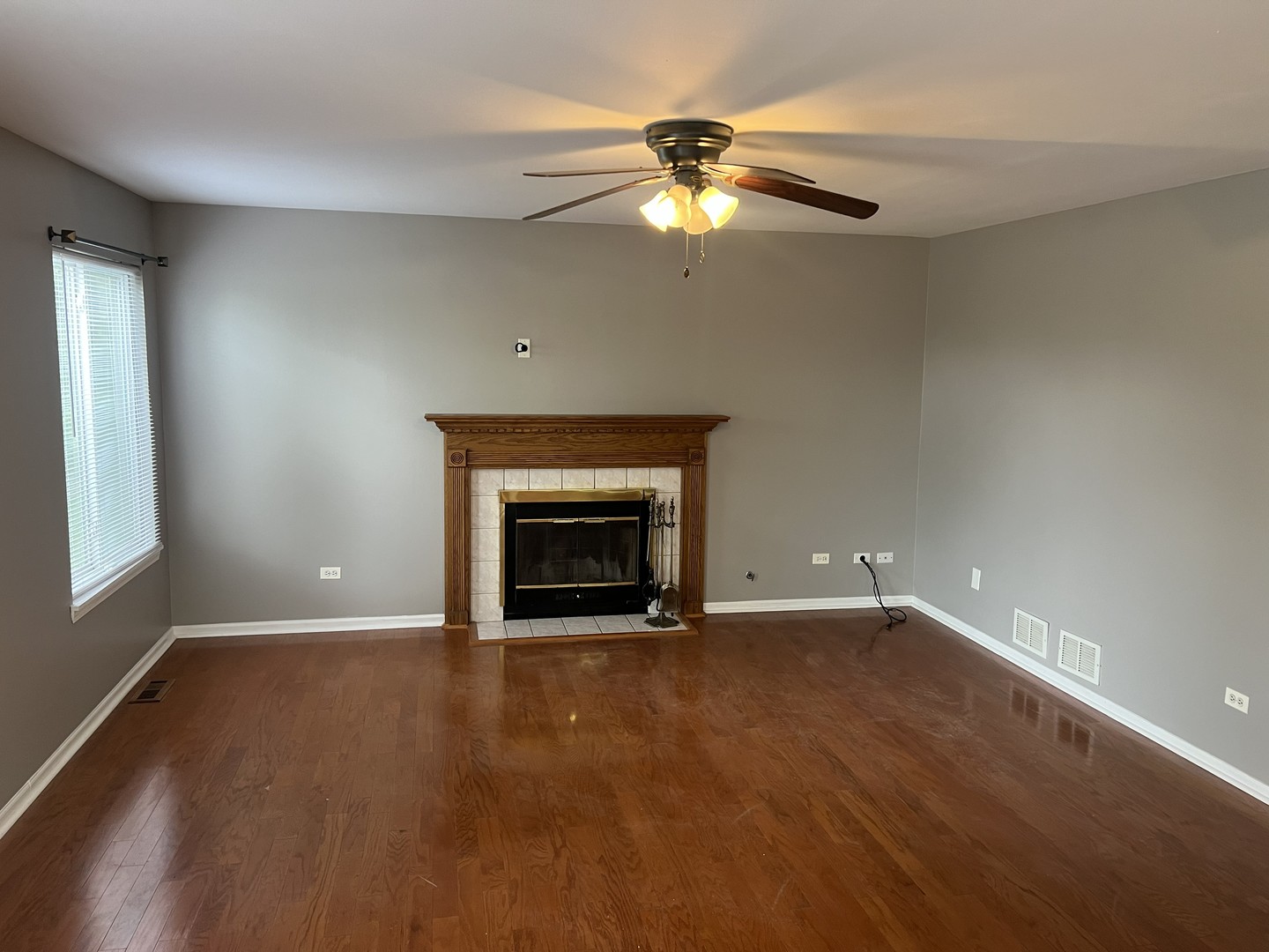 437 S Orchard Drive, Bolingbrook, IL 60440