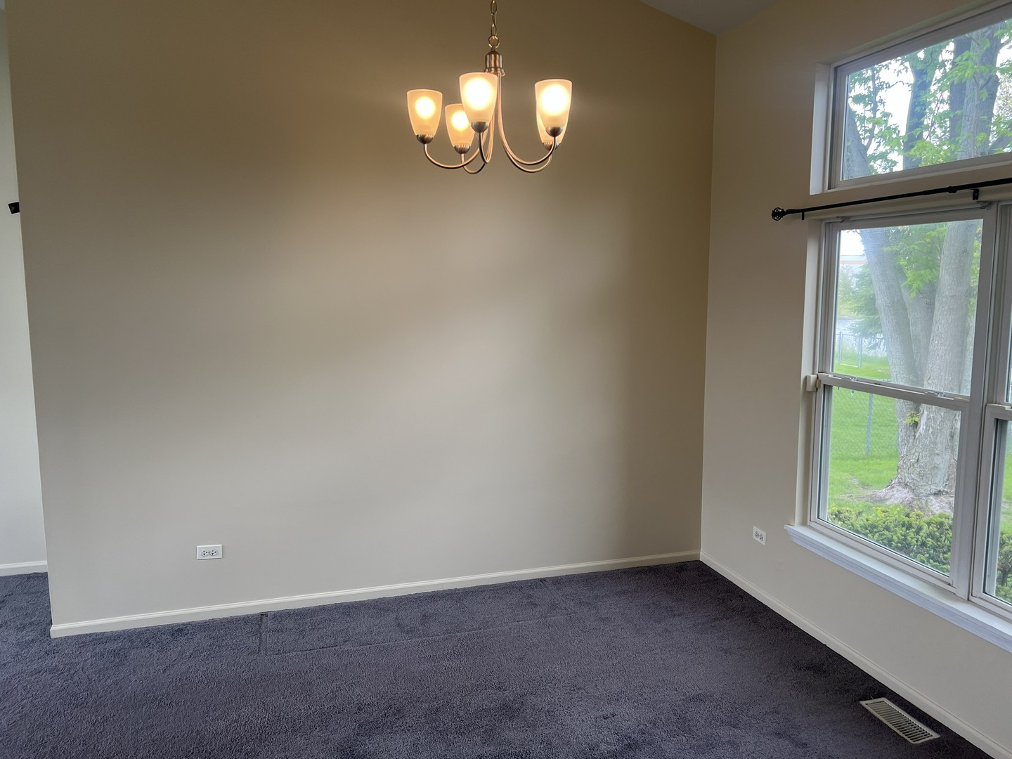 437 S Orchard Drive, Bolingbrook, IL 60440