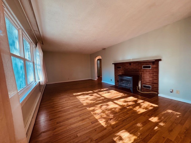 305 N East Street, Leroy, IL 61752