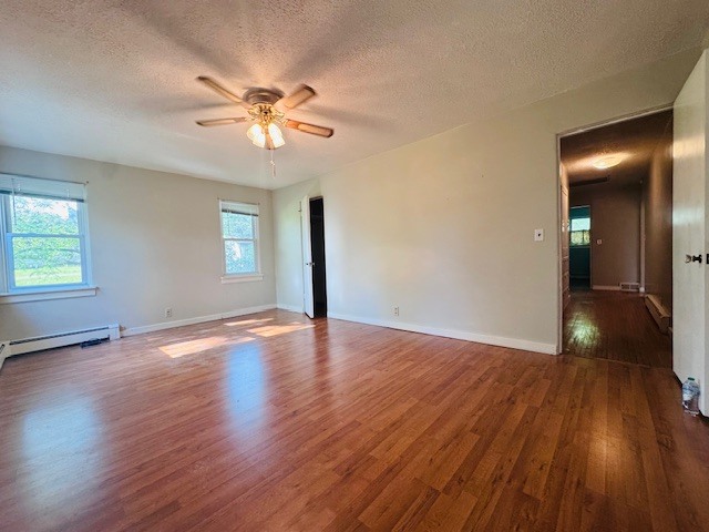 305 N East Street, Leroy, IL 61752