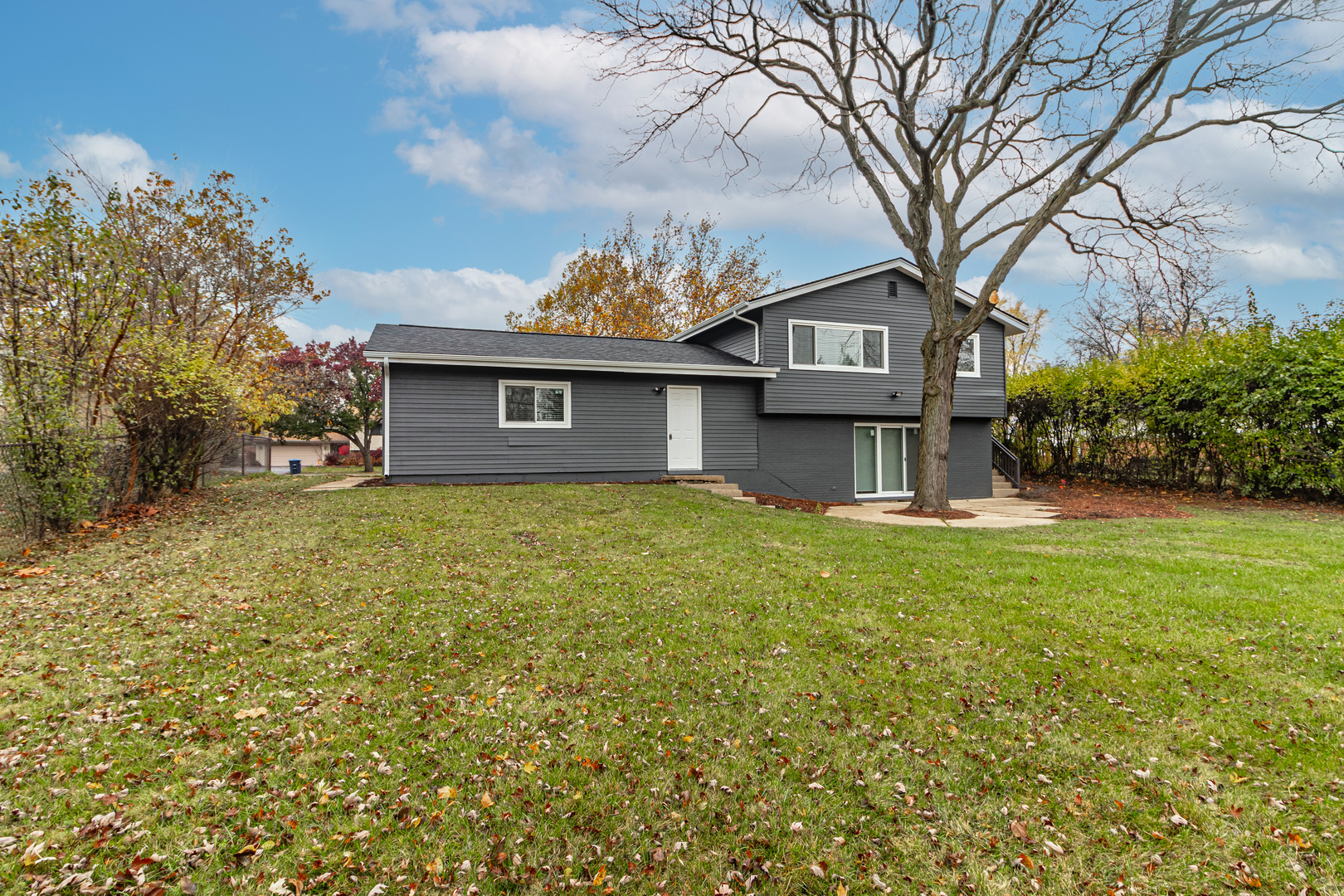 109 Mulberry Road, Deerfield, IL 60015