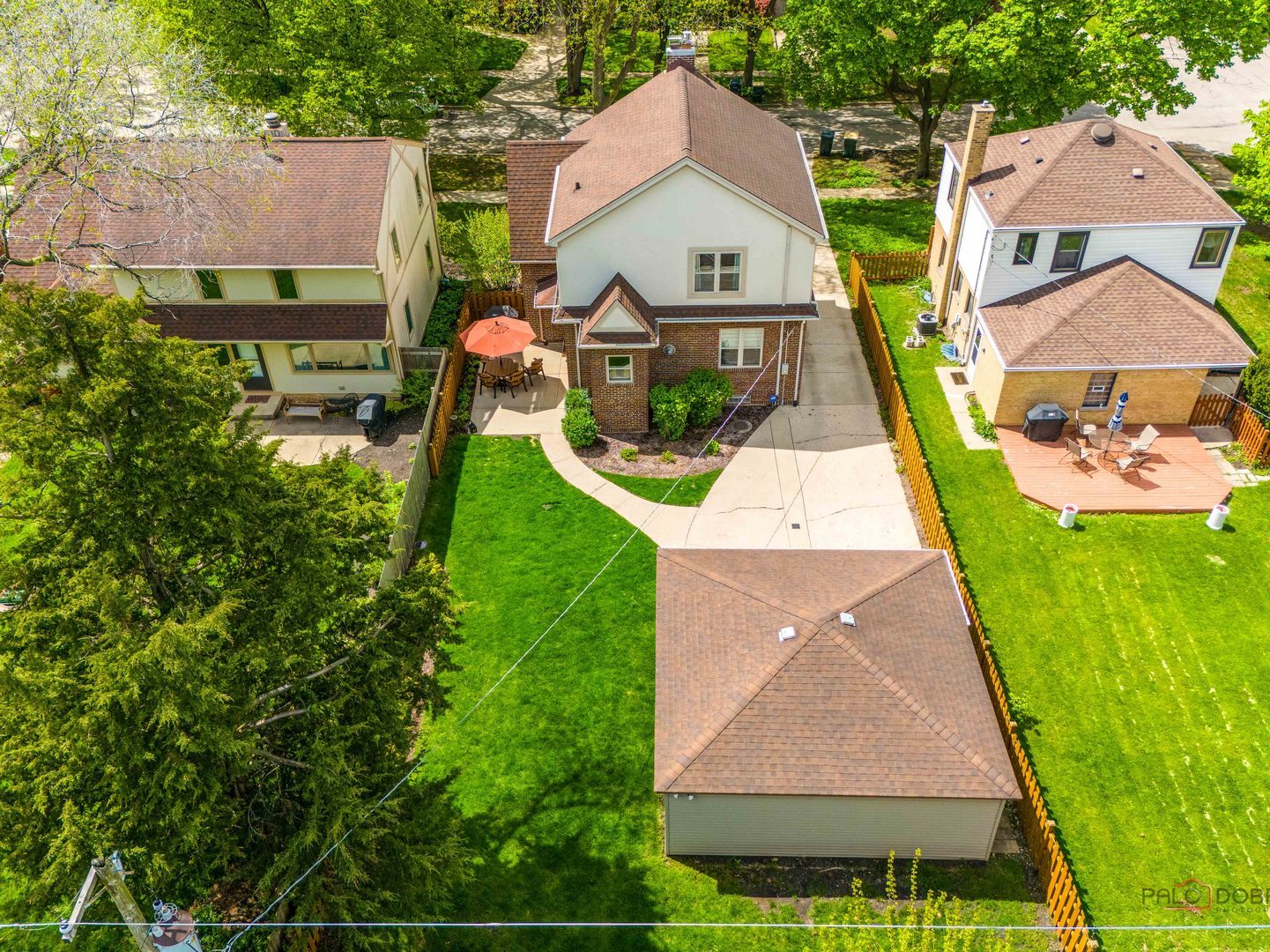 805 S Mitchell Avenue, Arlington Heights, IL 60005