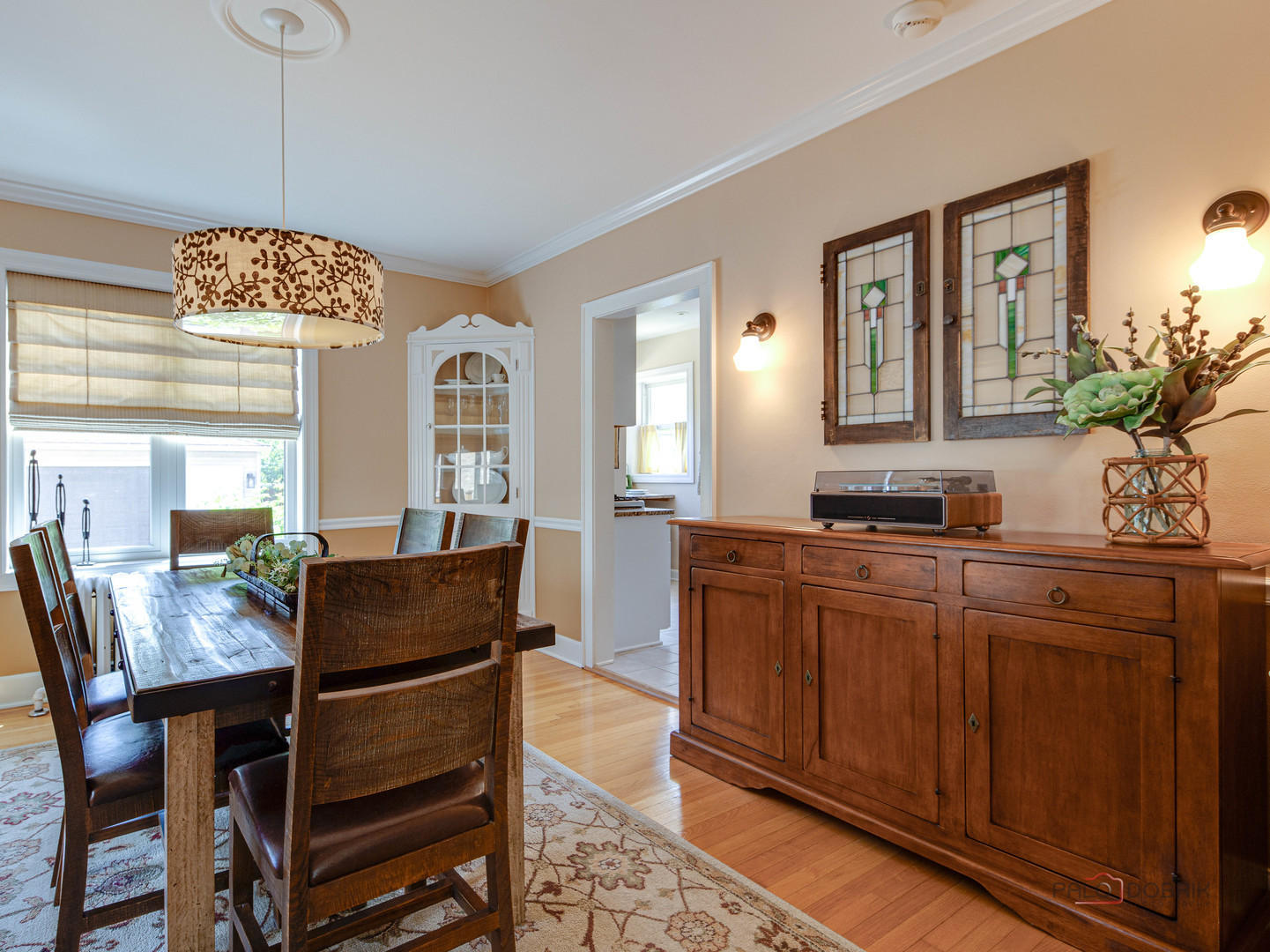 805 S Mitchell Avenue, Arlington Heights, IL 60005