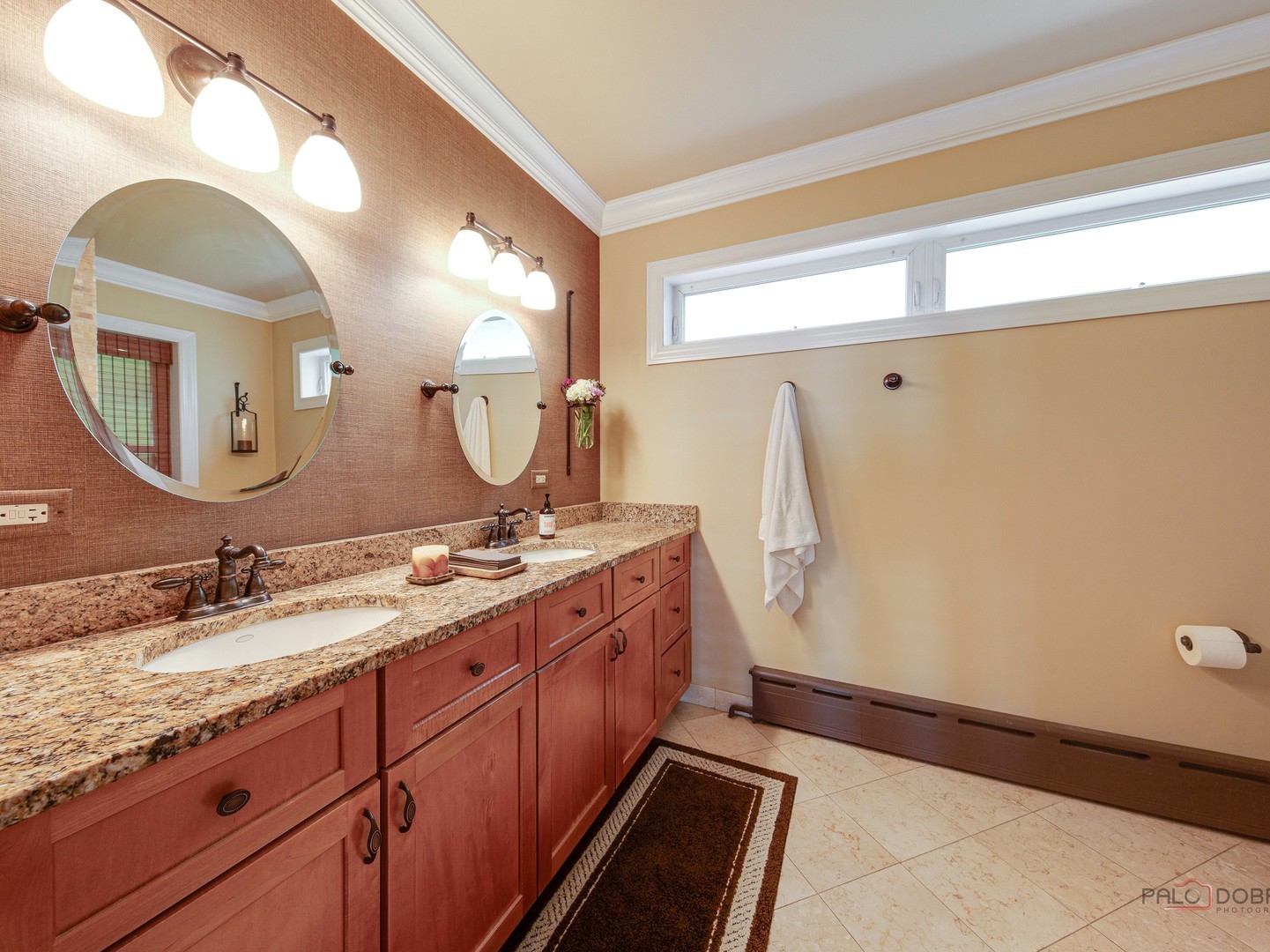 805 S Mitchell Avenue, Arlington Heights, IL 60005