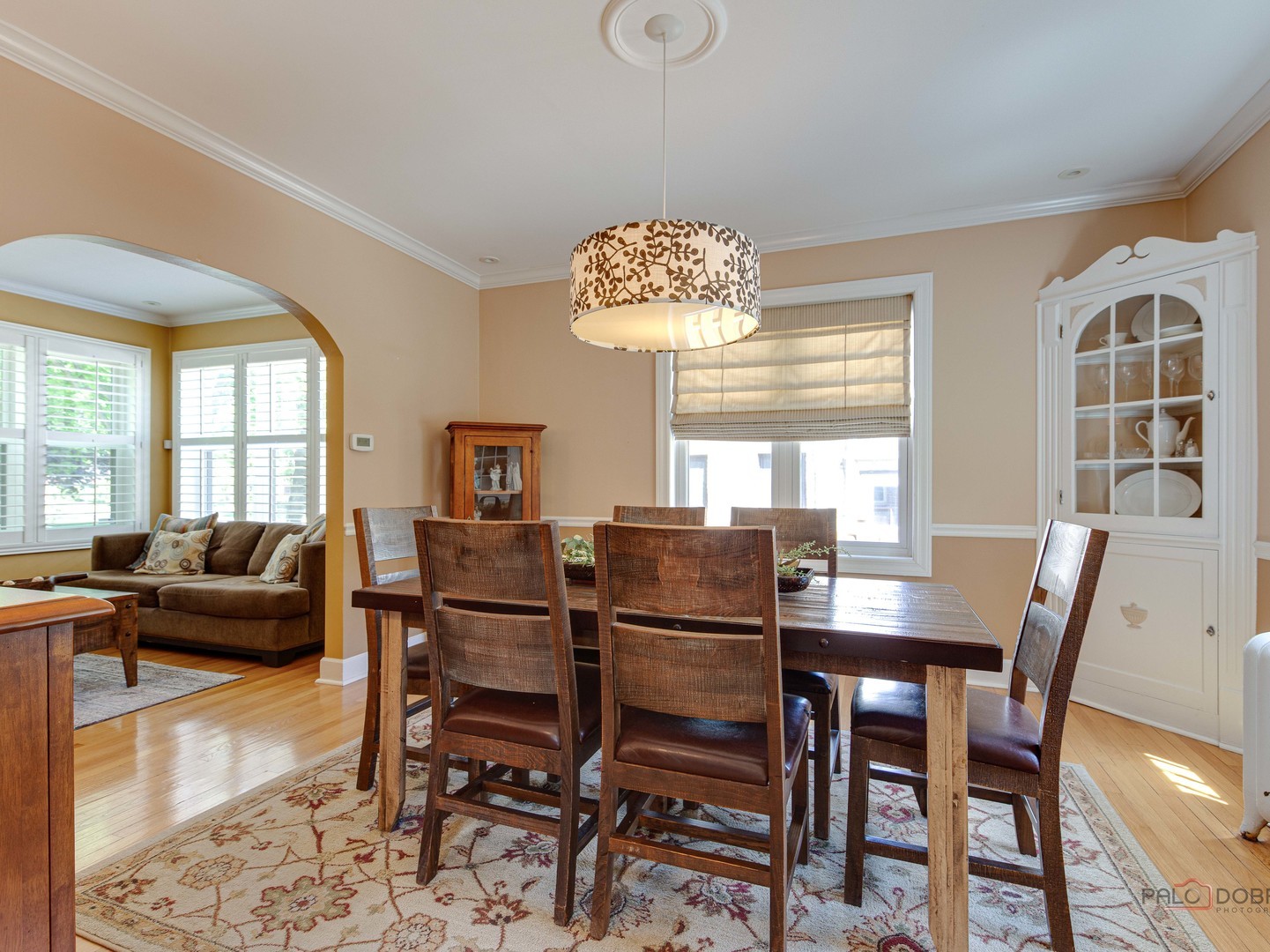 805 S Mitchell Avenue, Arlington Heights, IL 60005