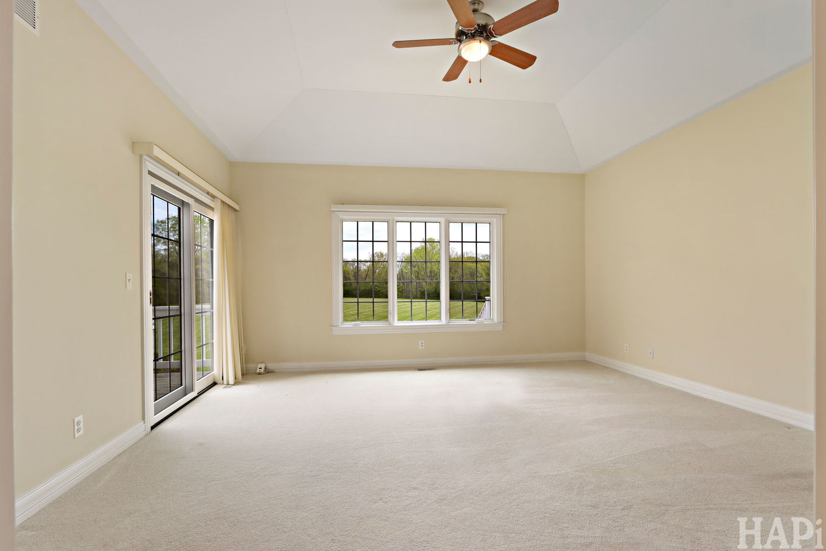 5614 Prairie Ridge Road #121, Crystal Lake, IL 60014