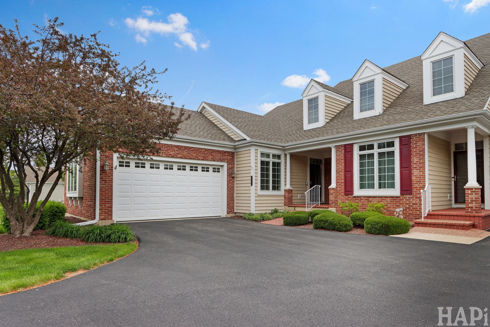 5614 Prairie Ridge Road #121, Crystal Lake, IL 60014