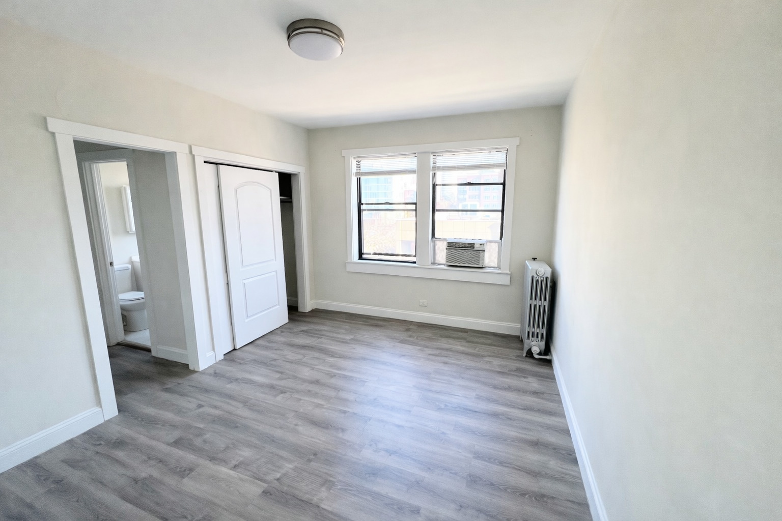 839 W Sheridan Road #205, Chicago, IL 60613