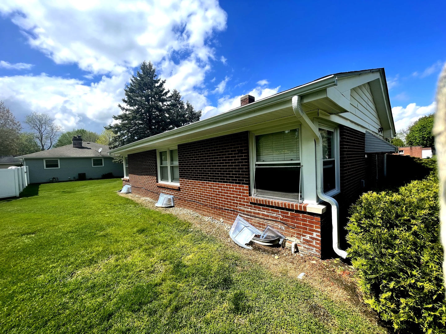 903 Erie Street, Elgin, IL 60123