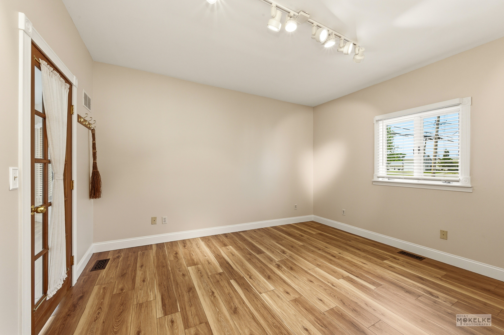 101 & 109 W Church Street, Sandwich, IL 60548