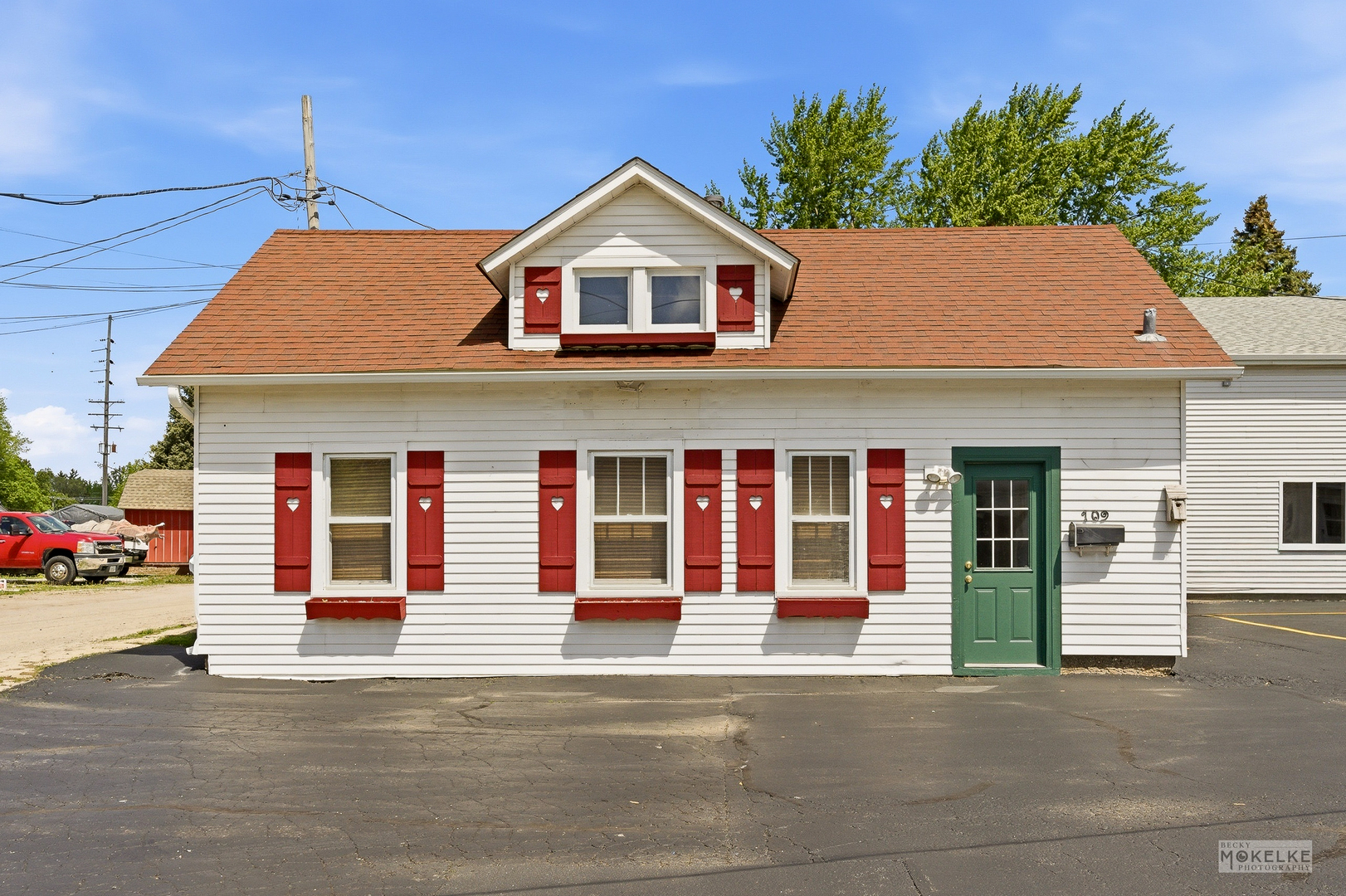 101 & 109 W Church Street, Sandwich, IL 60548
