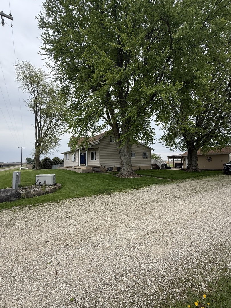12780 1745 North Avenue, Wyanet, IL 61379