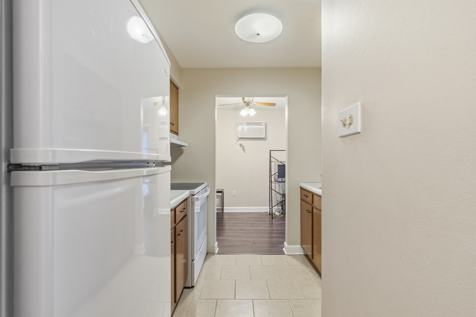 9725 S Keeler Avenue #6-209, Oak Lawn, IL 60453