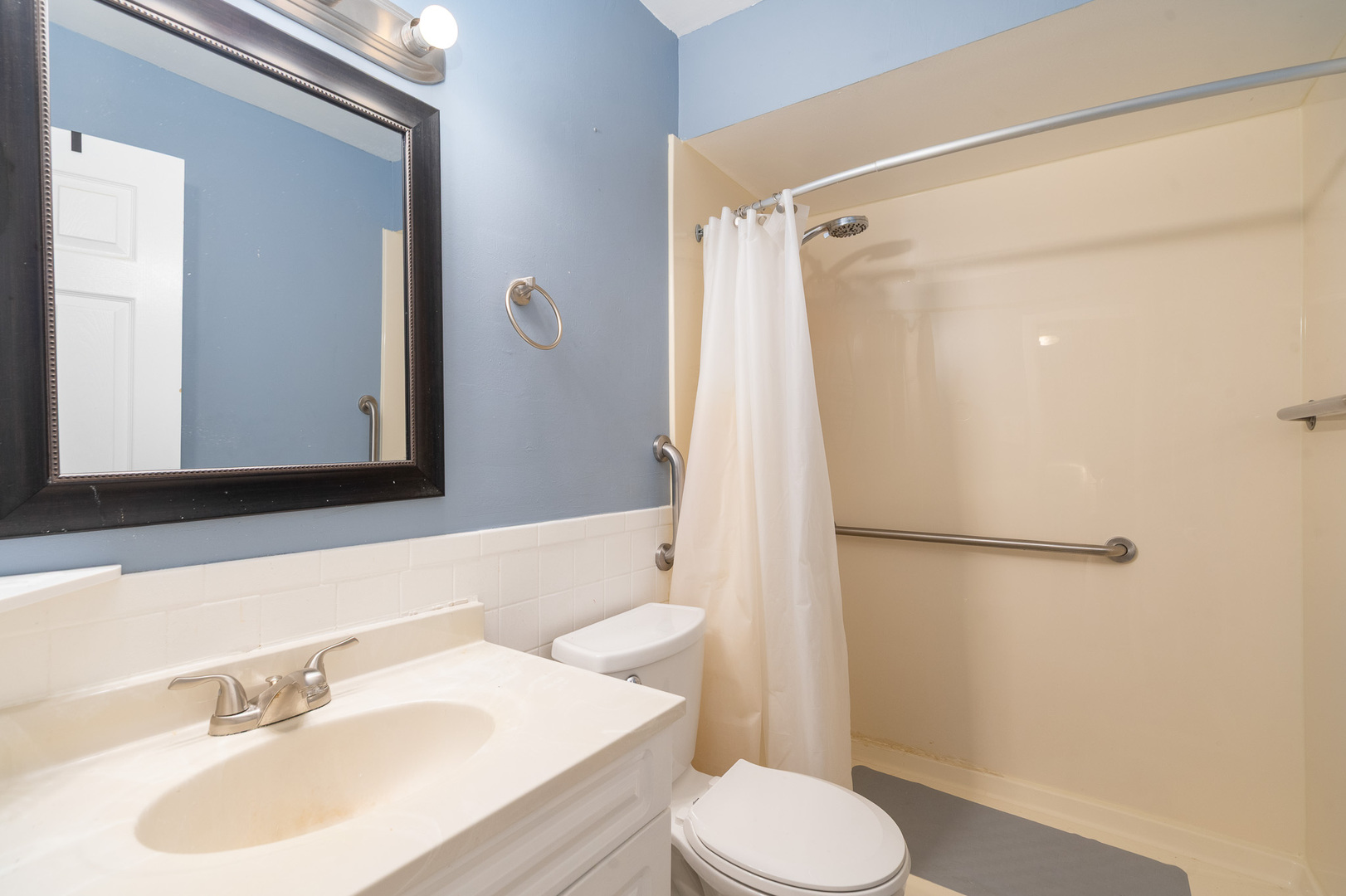 9725 S Keeler Avenue #6-209, Oak Lawn, IL 60453
