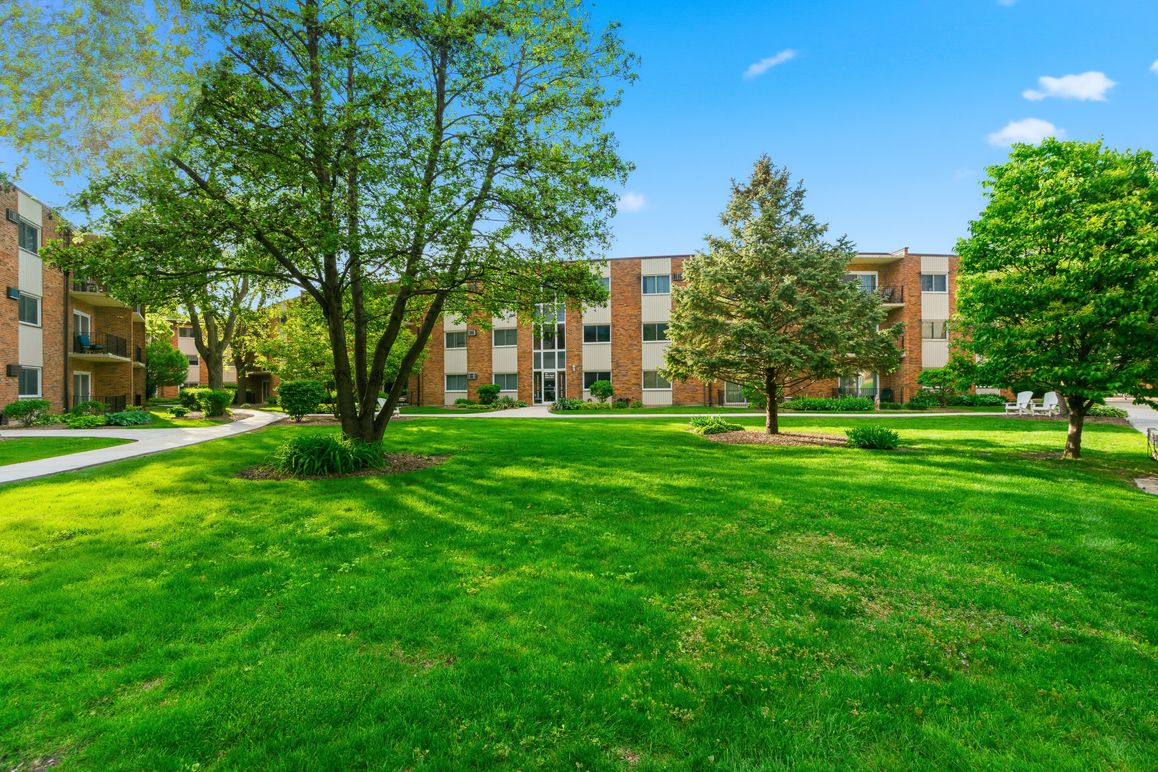 9725 S Keeler Avenue #6-209, Oak Lawn, IL 60453